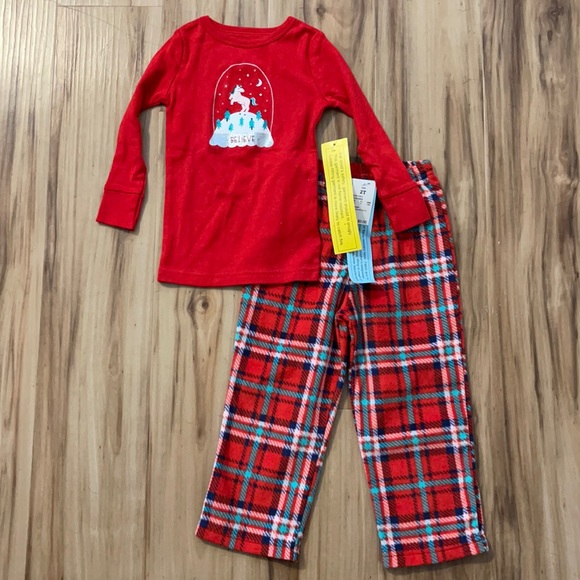 Pajama set - Picture 1 of 6